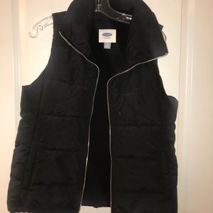 Old Navy black puffer vest
